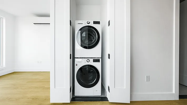 Rented by Nooklyn NYC LLC | media 33