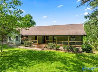 365 Buttermilk Rd, Albertville, AL 35951