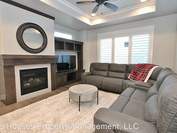 4th image of 6271 N San Vito Way