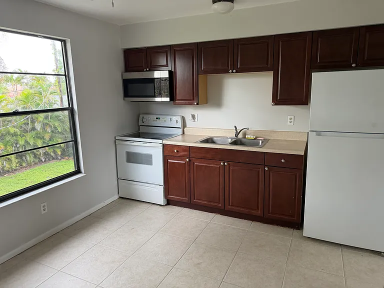 13423 Pine Needle Ln — Photo 10