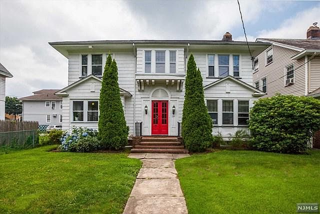 1st image of 262 Grafton Ave #264