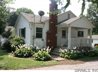 309 S Main St, Troy, IL 62294