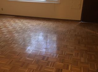 2100 N 53rd St APT F, Seattle, WA 98103