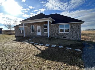 35 David Ln, Lafayette, TN 37083