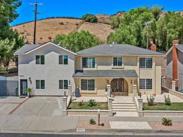 10407 Kurt St, Sylmar, CA 91342