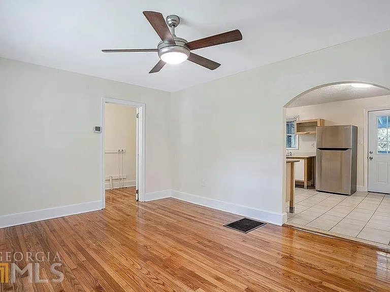 803 N Elizabeth Pl NW — Photo 10
