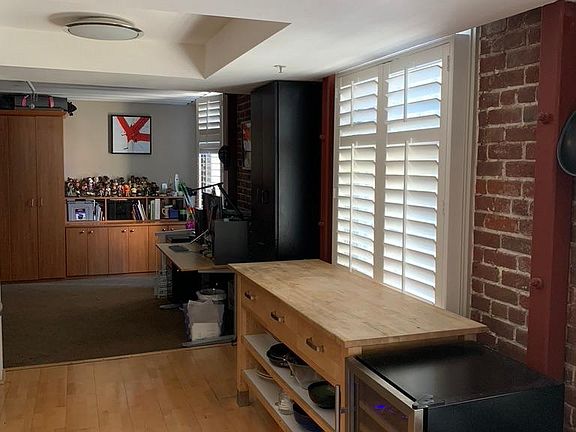5th image of 400 Spear St APT 215