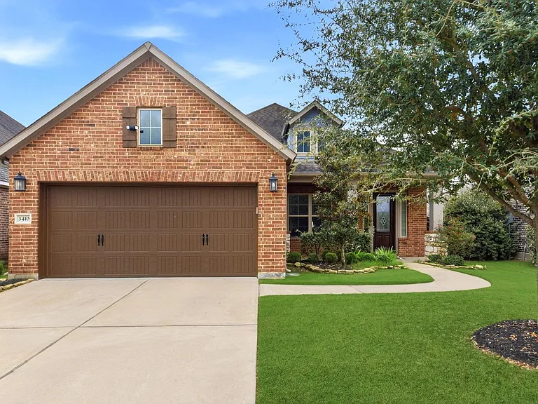3410 Shockley Ln — Photo 1