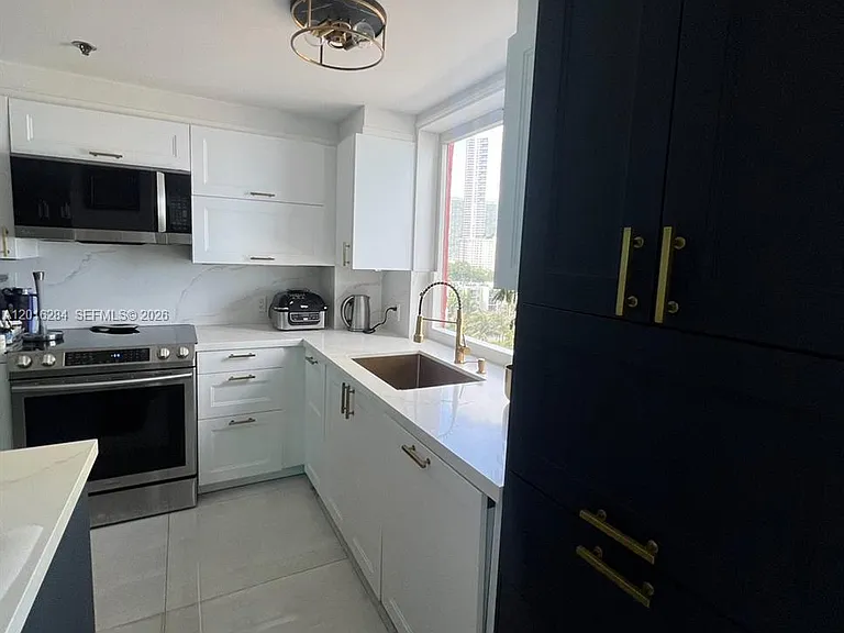 1627 Brickell Ave #1204 — Photo 14