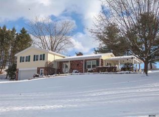 338 Wallicks Rd, York, PA 17406