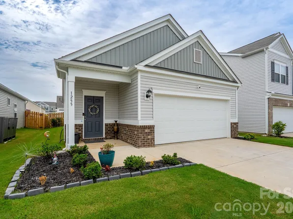1255 Langston Ln, Salisbury, NC 28144