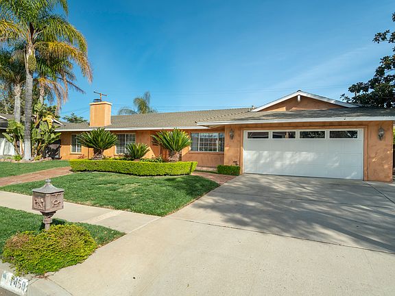 2nd image of 1458 Suffolk Ave