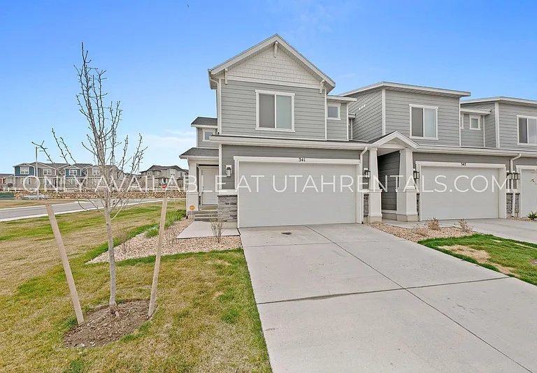 341 N Angus Dr — Photo 1