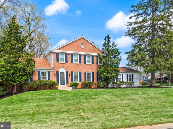 8501 Aqueduct Rd, Potomac, MD 20854