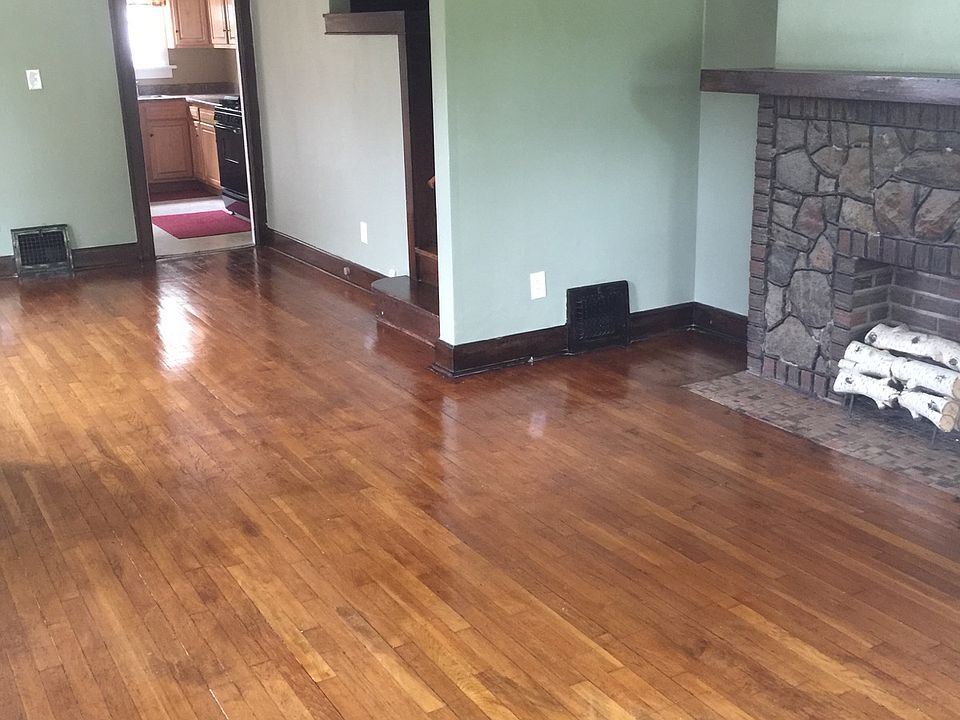 Living Room from front door