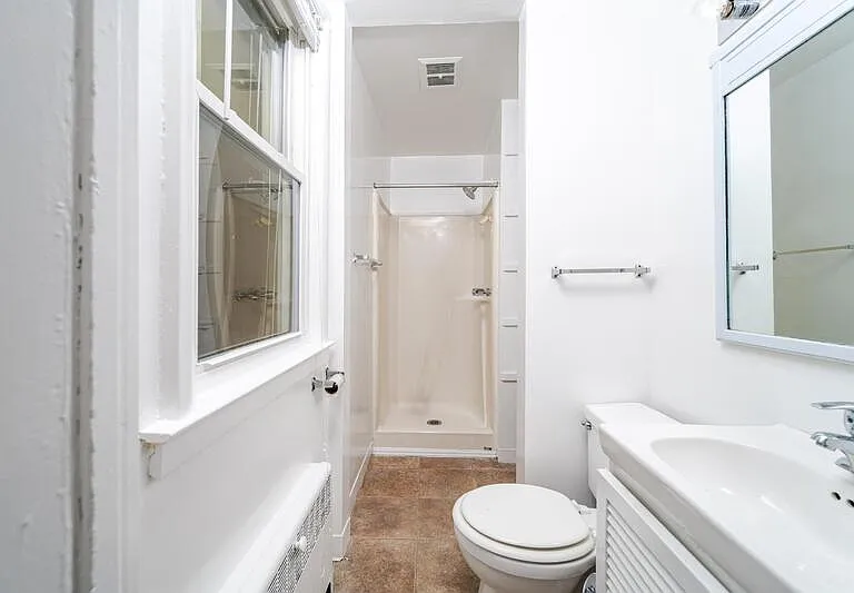 504 Morris St #1 — Photo 7