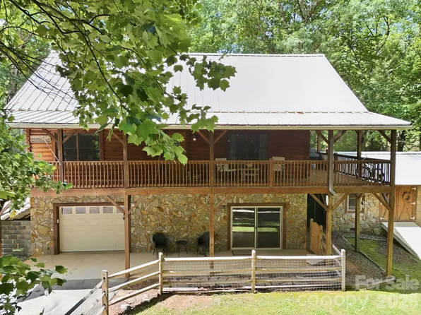 25 Theresa Terrace Dr, Nebo, NC 28761