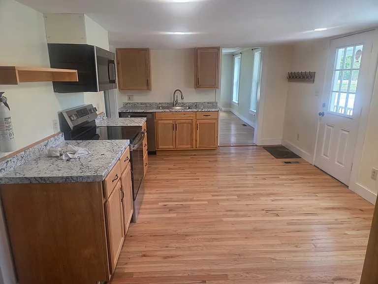 79 Beaver Meadow Rd — Photo 5
