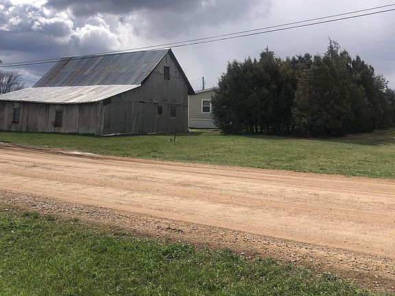 5th image of 10995 Water Tank Rd