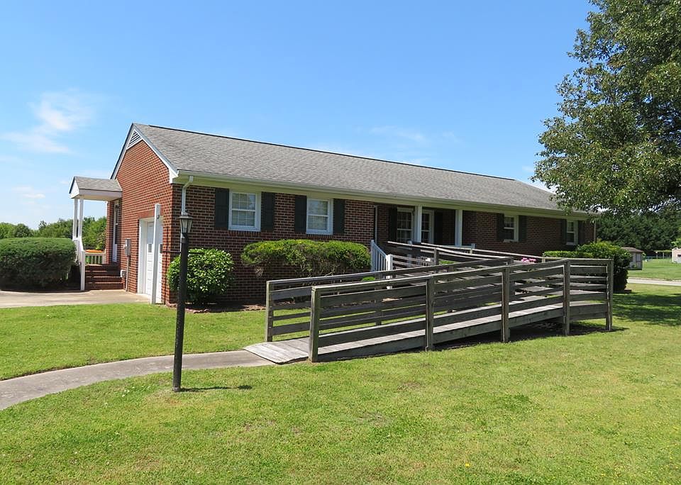 1st image of 114 Western Dr