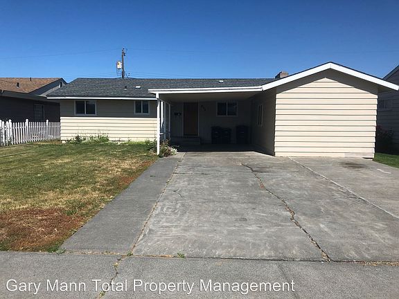 2nd image of 834 S Juniper Dr
