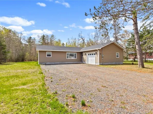 288 Pleasant Dr, Minto, NB E4B 2T8