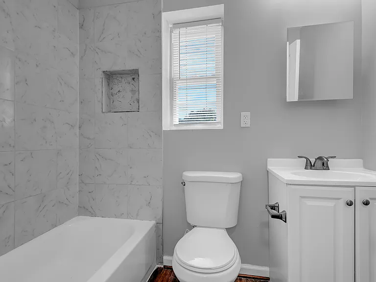 2103 Chelsea Ter #2 — Photo 14