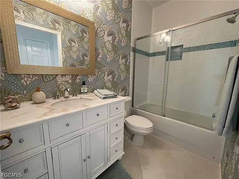 10640 Camarelle Cir — Photo 45