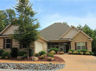 11 Mujeres Ln, Hot Springs Village, AR 71909