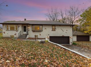 1094 County Road 83, Maple Plain, MN 55359