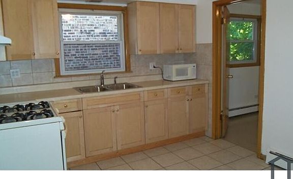 2nd image of 10955 S Vernon Ave APT 1