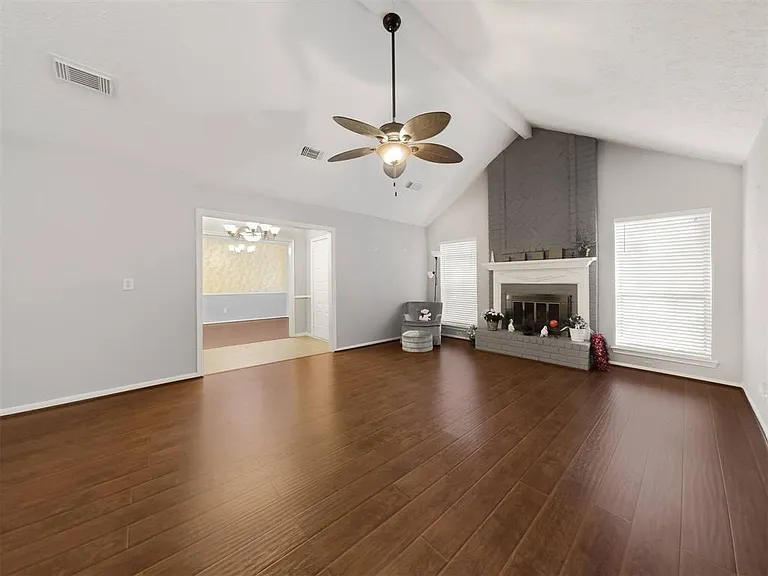 12406 Sarti St — Photo 9