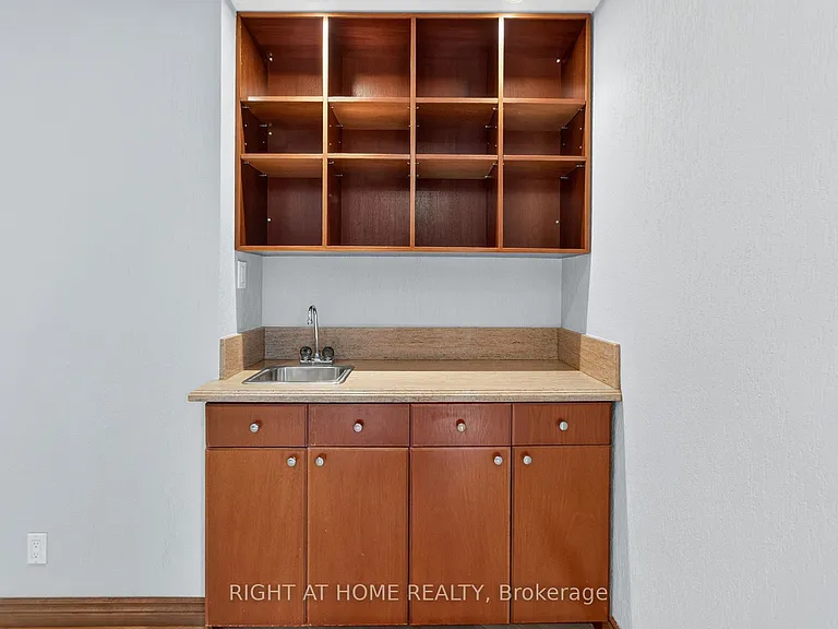 20 Pine Ridge Ln — Photo 29