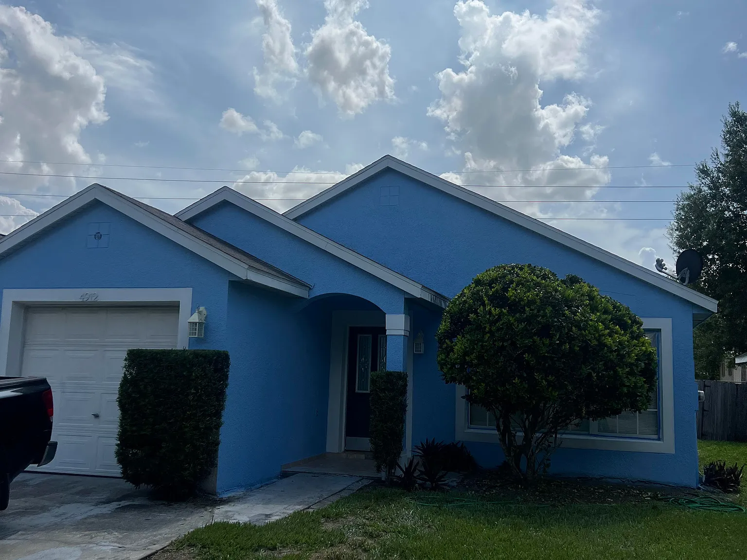 3 bed, 1194 sqft, $1,850 — Photo 1
