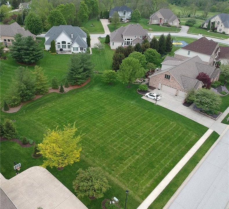 1st image of 99 Oak Hill Dr