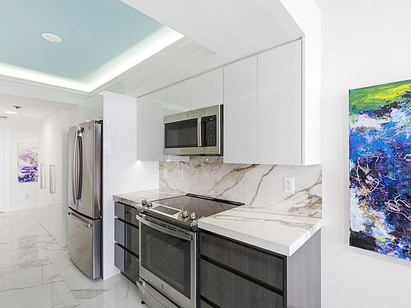 3rd image of 2003 N Ocean Boulevard #1702