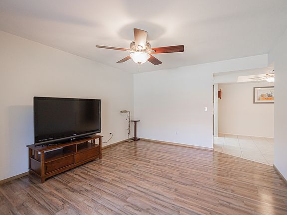 3rd image of 3131 W Cochise Dr Unit 139