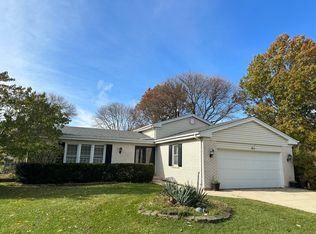 3922 Williams St, Downers Grove, IL 60515
