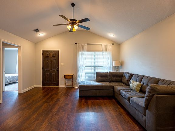 2nd image of 5138 Greyfield Pl S