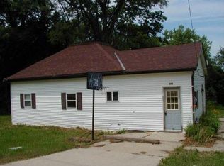 302 Crockett St, Oglesby, IL 61348