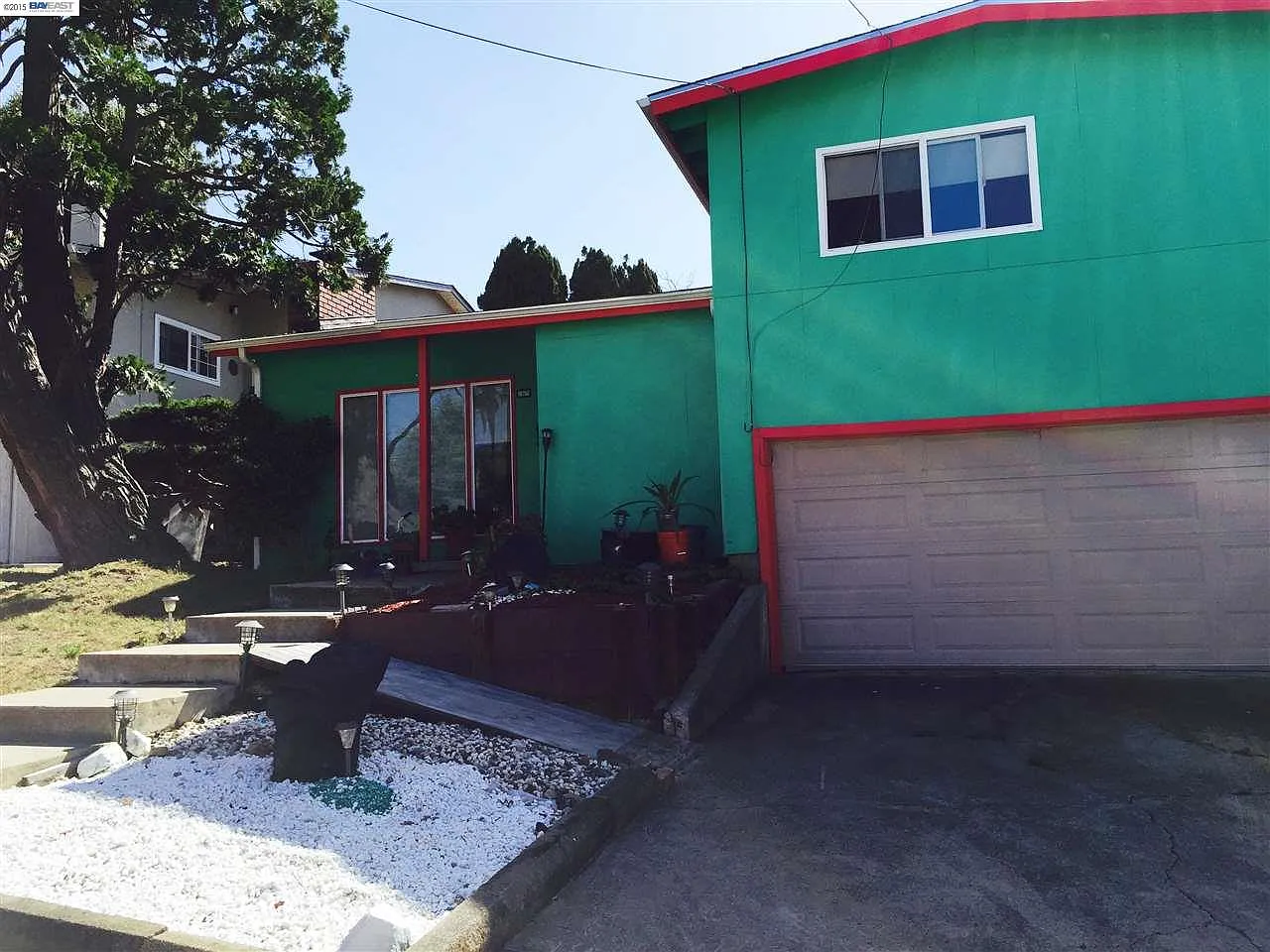 23079 Eddy St photo 1