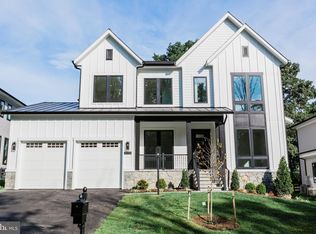4028 Travis Pkwy, Annandale, VA 22003