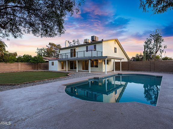 3rd image of 1602 W Milagro Avenue