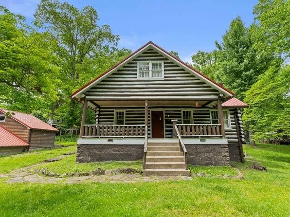 617 43rd St, Ashland, KY 41101