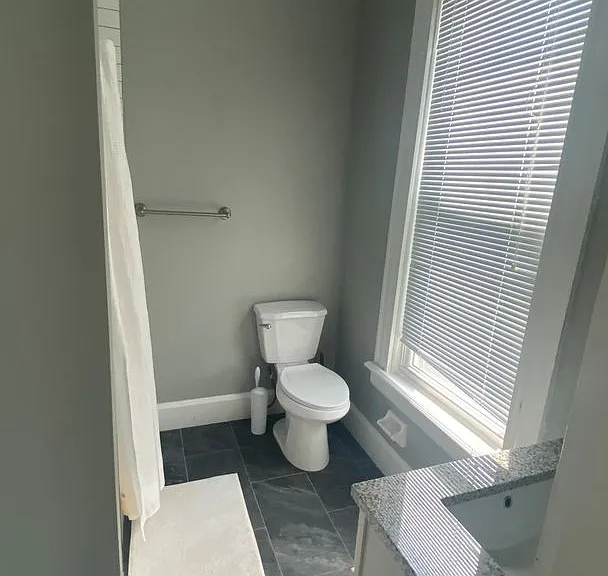 80 King Ave — Photo 46