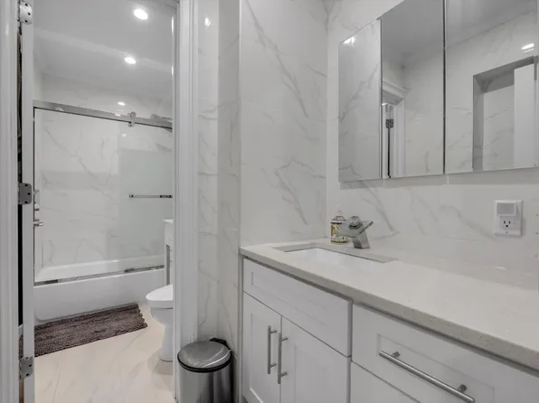 211-40 18th Avenue image 12 of 14