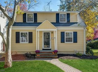 70 Center Ave, Chatham, NJ 07928