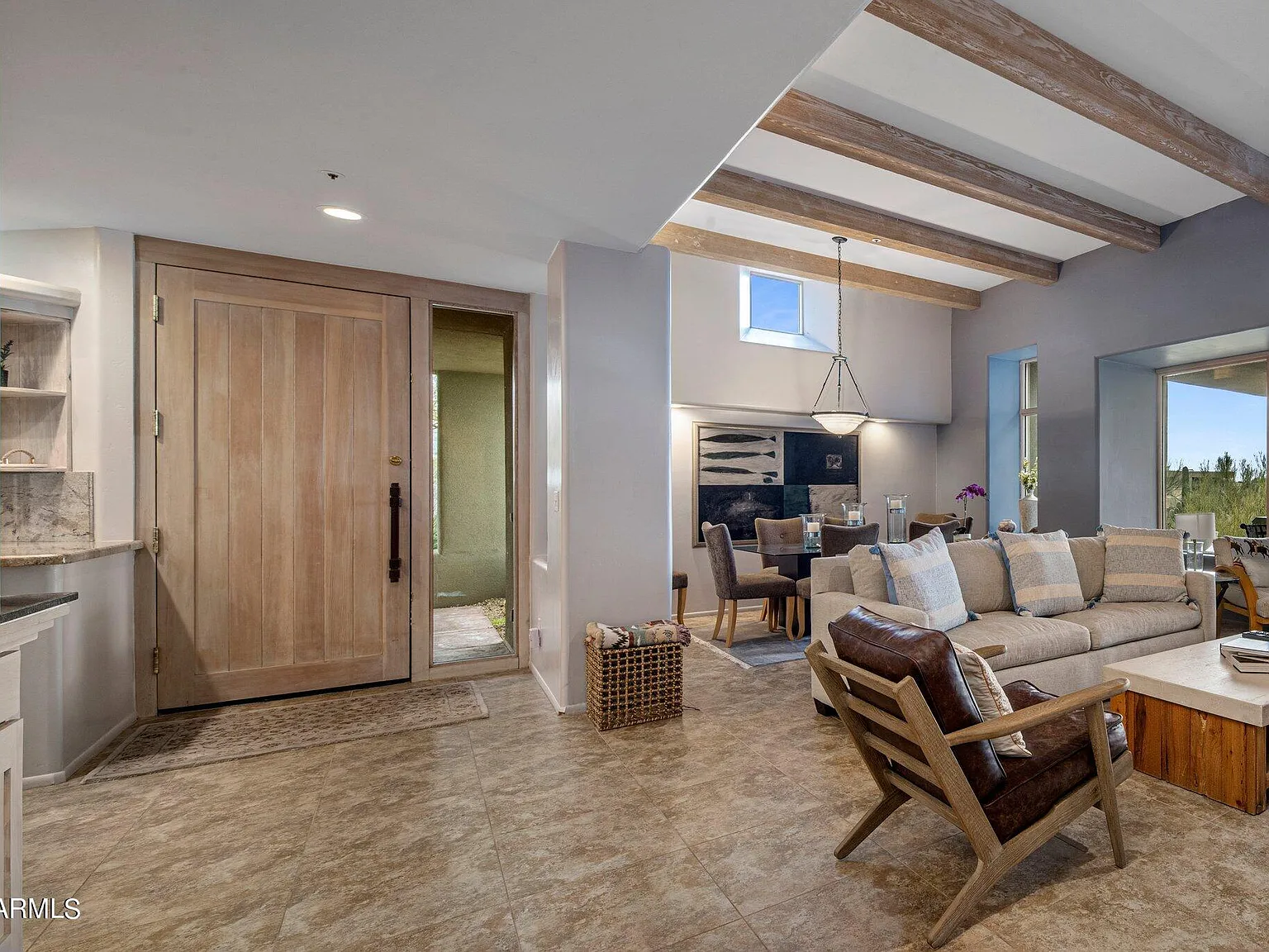 3 bed, 3.0 bath, 2292 sqft, $6,000 — Photo 4