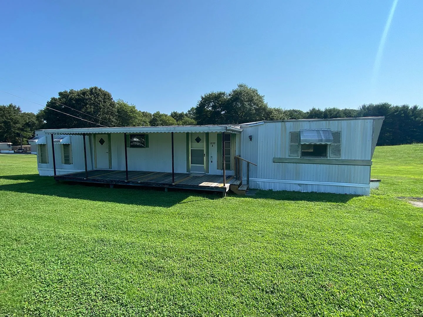 1237 Long Branch Rd — Photo 1
