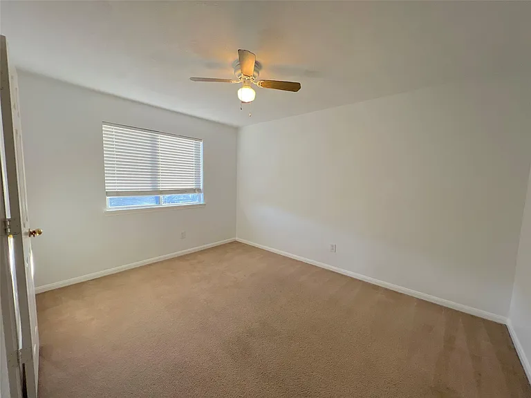 5535 Bear Paw Cir — Photo 17